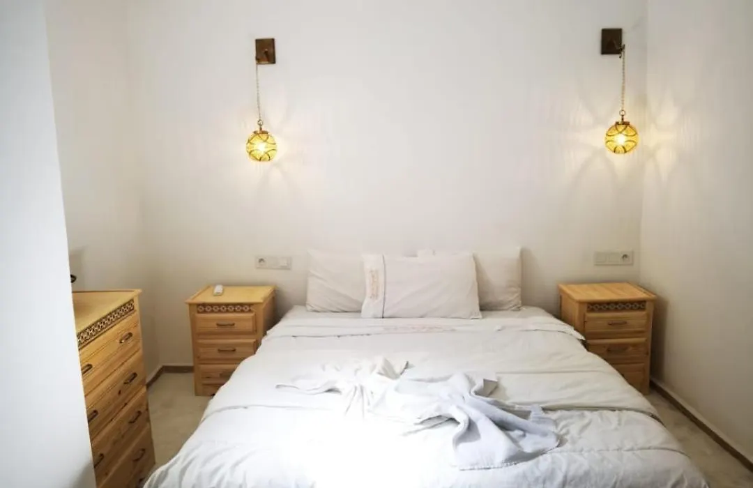 Riad Naya-1